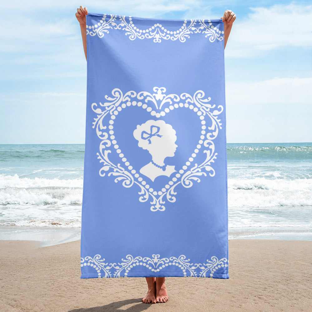 Cameo Statement Print Towel in Porcelain Blue