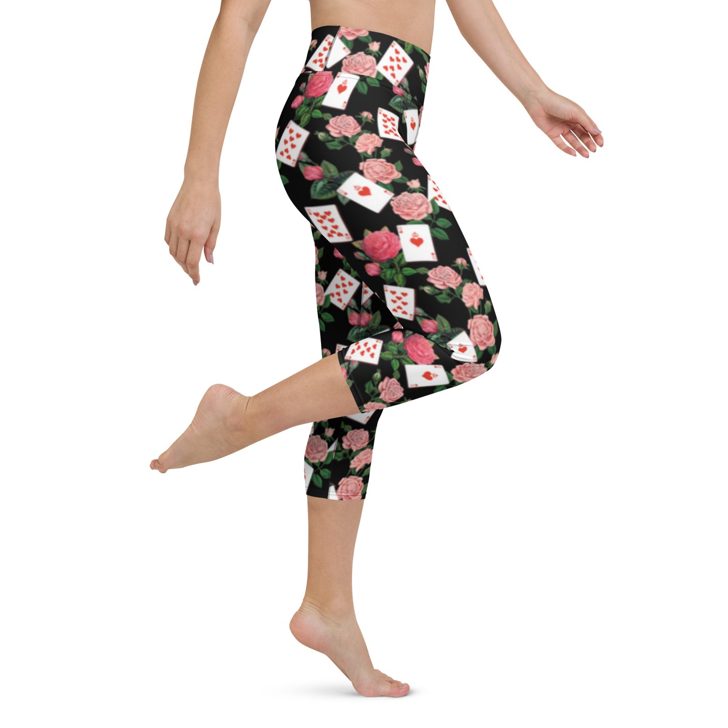 Queen of Coeurs et Fleurs Yoga Capri Leggings
